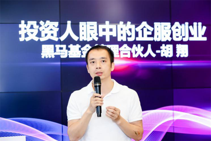 https://gsb-up.oss-cn-beijing.aliyuncs.com/article/content/images/2021-06-09/1623203673448.jpg